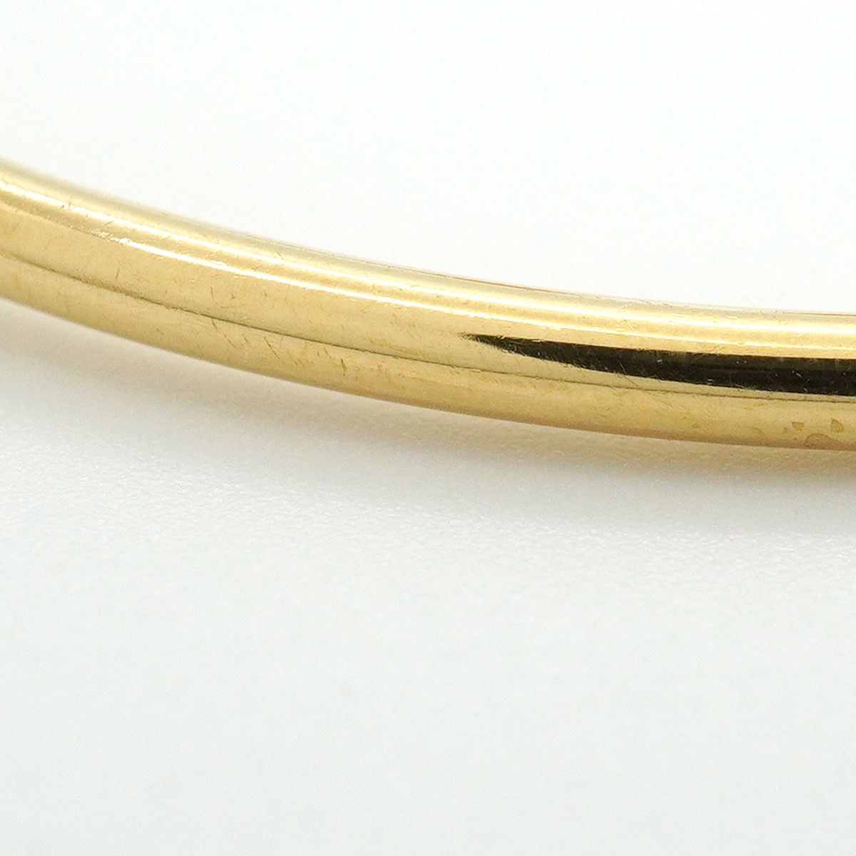 Tiffany & Co Bangle T Wire Narrow 18K Yellow Gold Bracelet — view 7