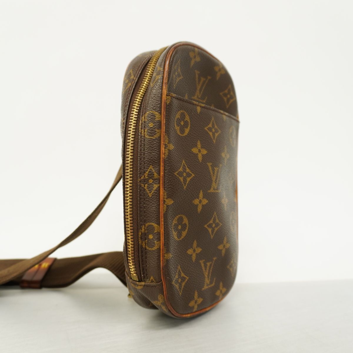 Louis Vuitton Belt Bag Monogram Pochette Gange Brown — view 2