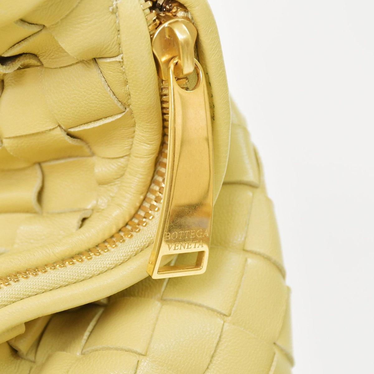 Bottega Veneta Hobo Shoulder Bag Jumbo Jodie Intrecciato Napa Brown Yellow — view 4