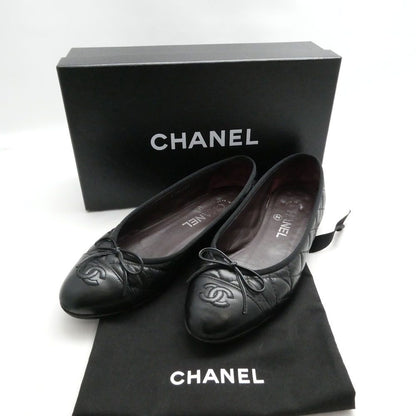 Chanel Quilted Flat Pumps 37C CC Logo Ballet Shoes