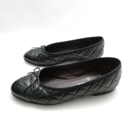 Chanel Quilted Flat Pumps 37C CC Logo Ballet Shoes — view 3