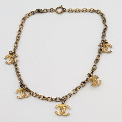 Chanel CC Logo Gold Chain Necklace First Era Vintage — view 7