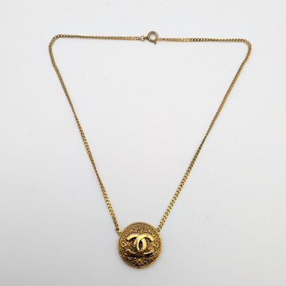 Chanel Pendant CC Logo Arabesque Gold Chain Round First Era Vintage — view 5