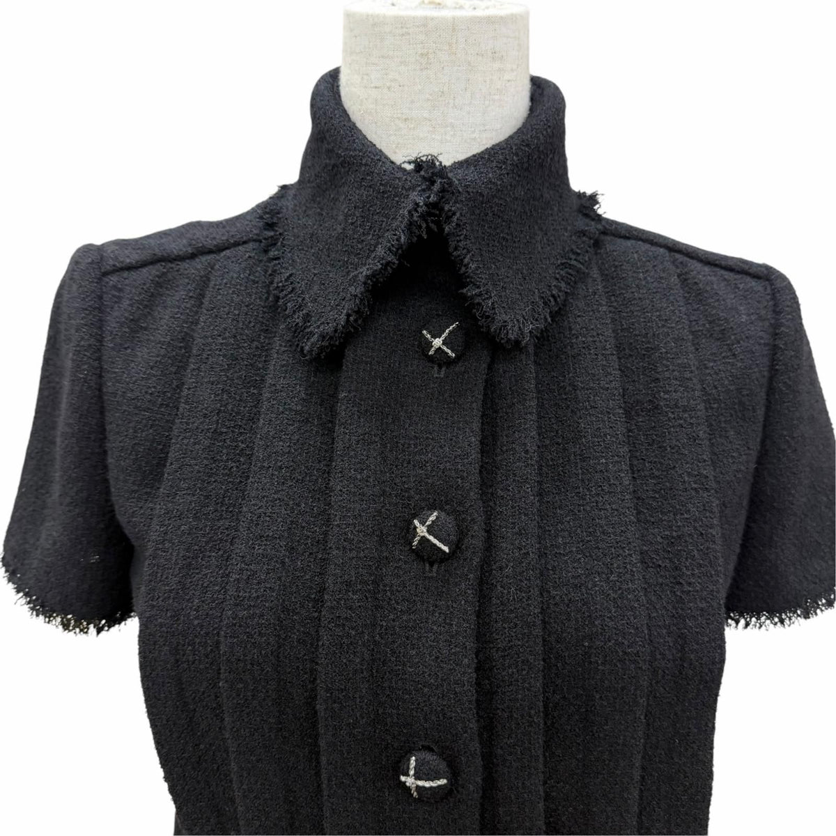 Chanel Vintage 07A Wool CC Logo Button Belt Tweed Dress Black FR 34 — view 2