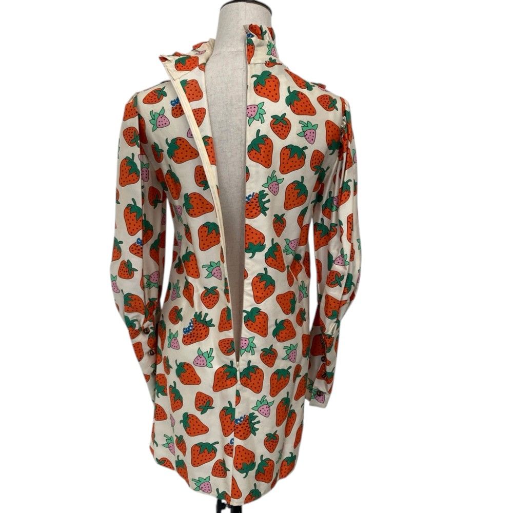 Gucci Strawberry Print Ruffle Tunic Blouse Ivory Spring Summer Fall Winter 36 — view 6