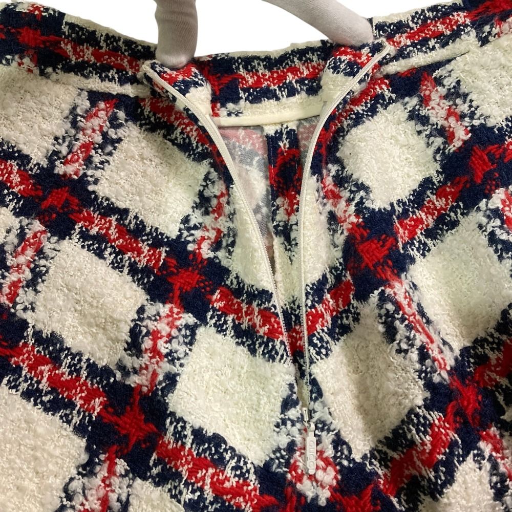 Gucci Check Tweed Skirt White Navy Spring Summer Fall Winter 38 — view 3