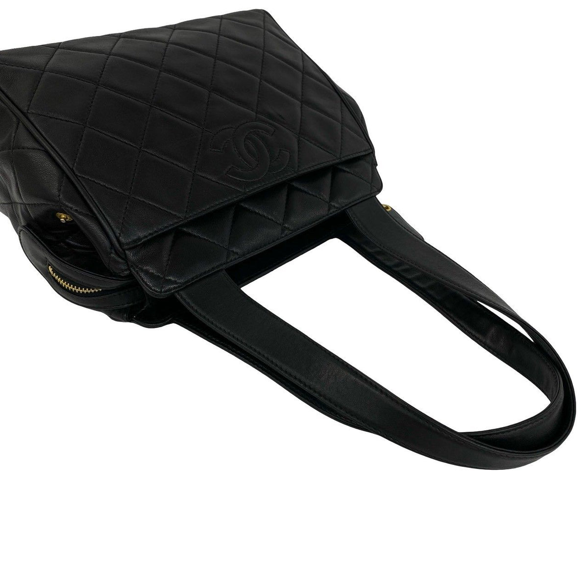 Chanel Quilted CC Logo Lambskin Shoulder Bag Black — view 4