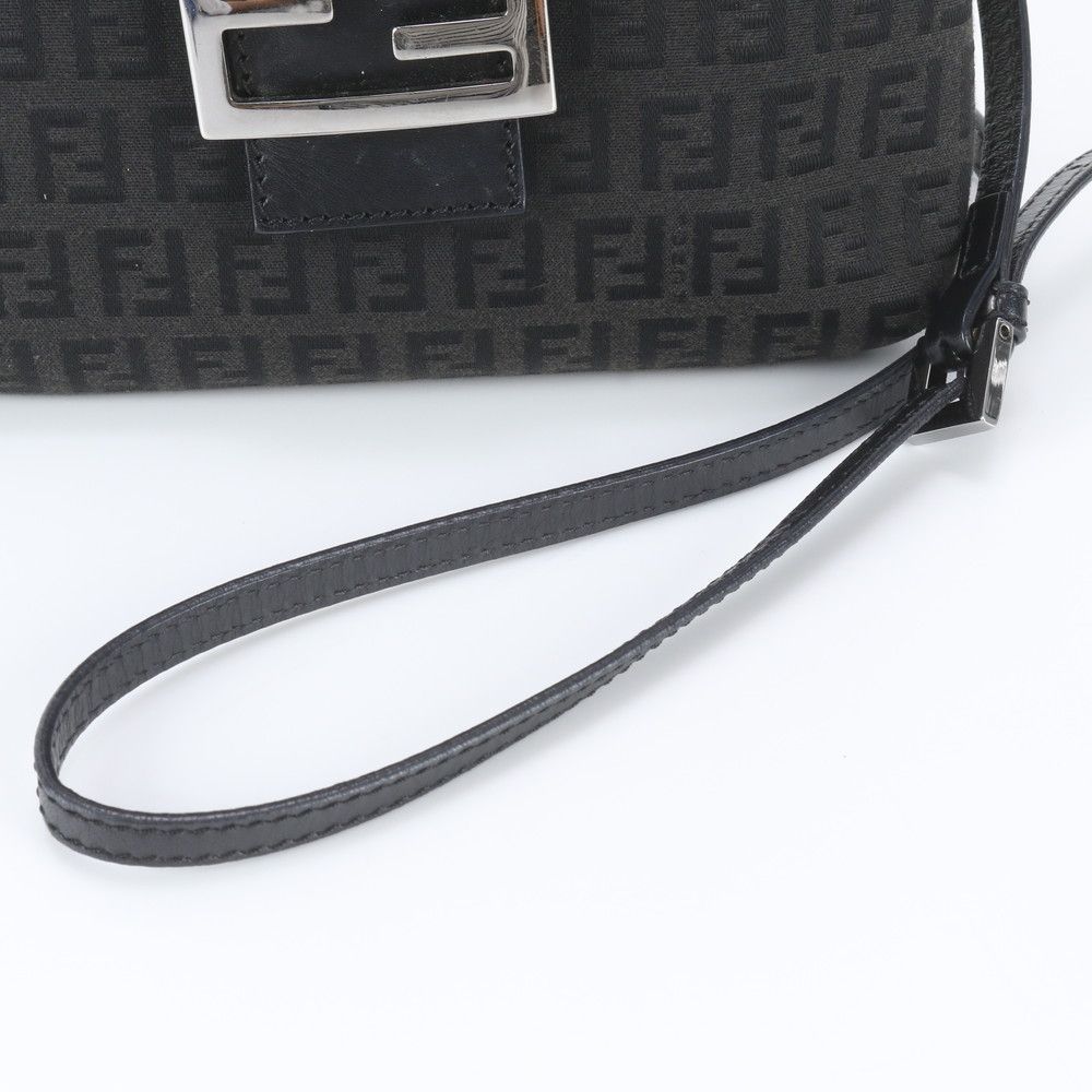 Fendi Zucchino Leather Mamma Bucket Shoulder Bag Crossbody Black — view 2