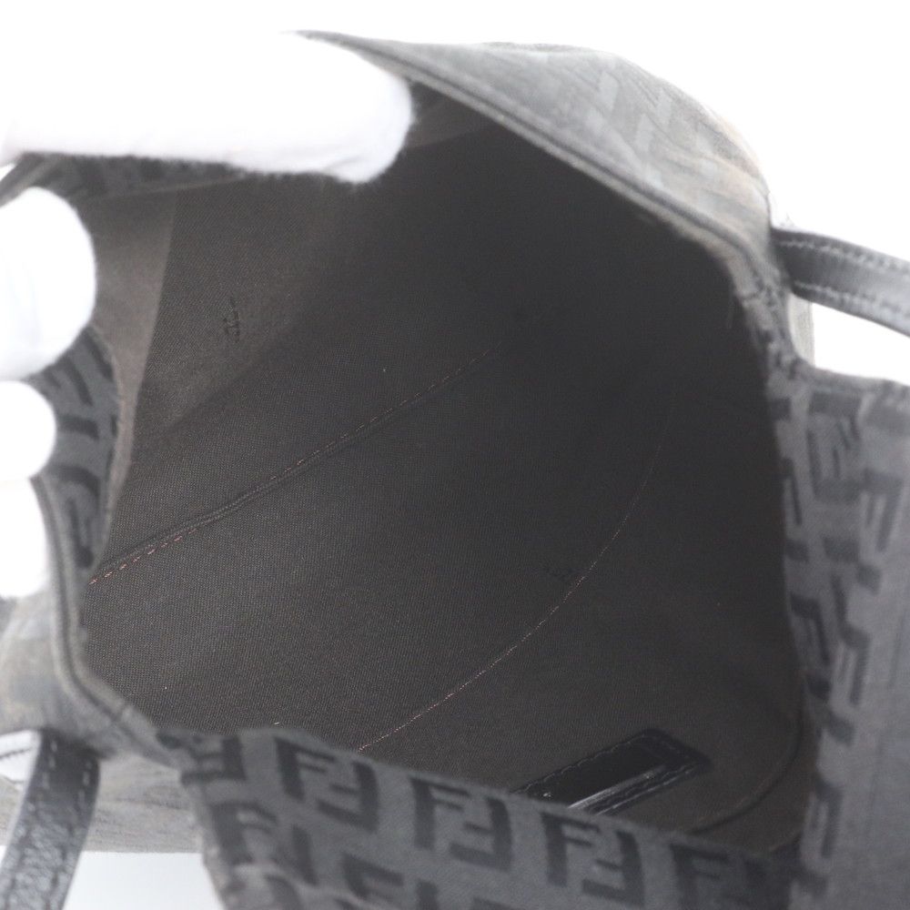 Fendi Zucchino Leather Mamma Bucket Shoulder Bag Crossbody Black — view 7