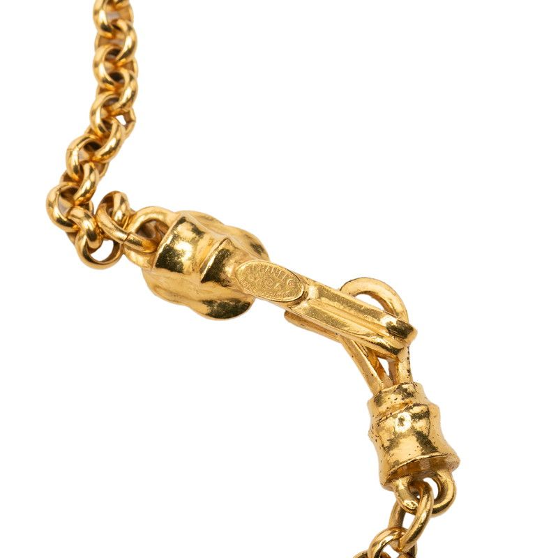 Chanel CC Logo Vintage Teardrop Pendant 97A Stamp Gold Plated — view 4