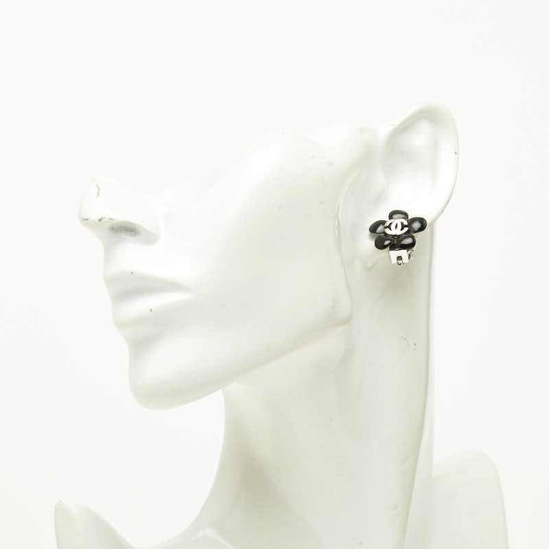 Chanel CC Logo Camellia Earrings 03P Black Silver — view 5