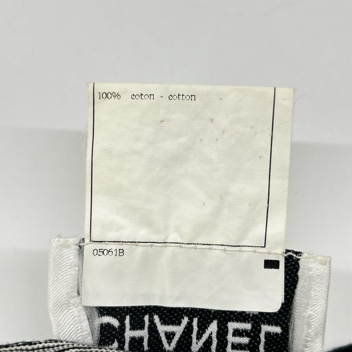 Chanel 97C CC Logo Border Short Sleeve T-Shirt 38 — view 4