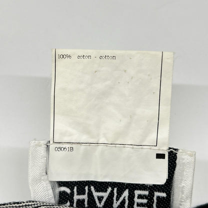 Chanel 97C CC Logo Border Short Sleeve T-Shirt 38 — view 4