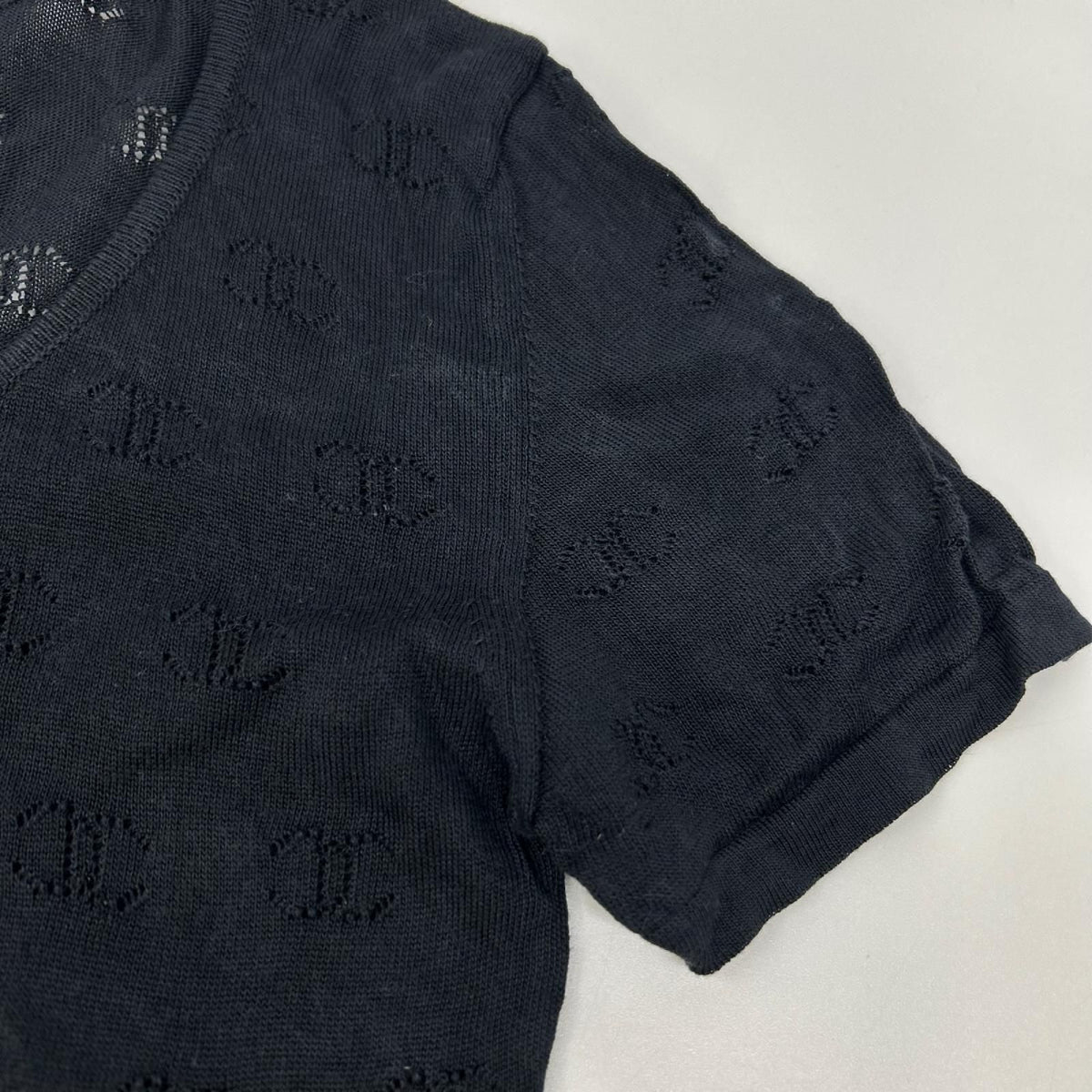Chanel 98P Black Openwork CC Logo Silk Knit Top T-Shirt Sweater 38 — view 8