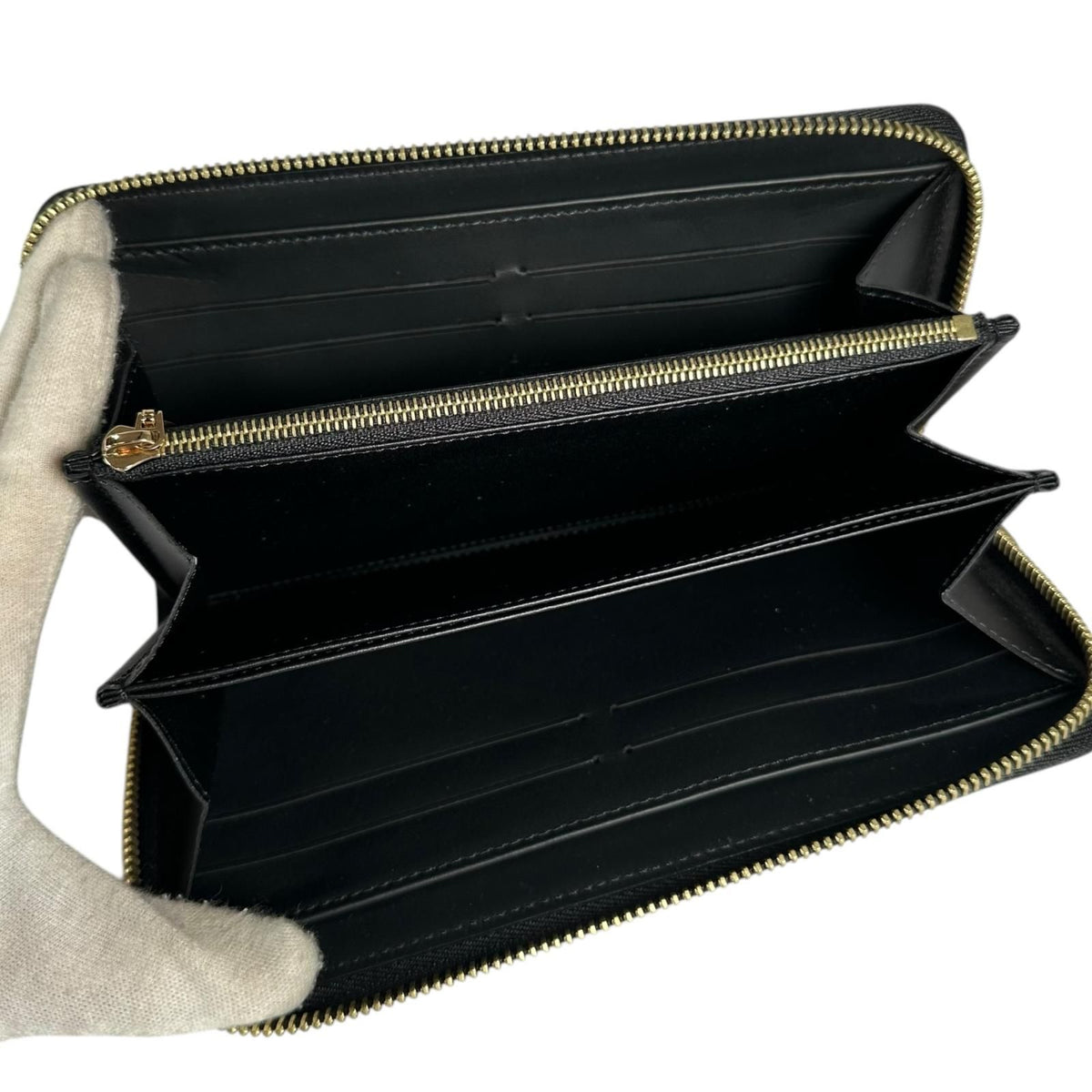 Louis Vuitton Nicolas Ghesquiere Line Zippy Patent Leather Black White Wallet — view 7
