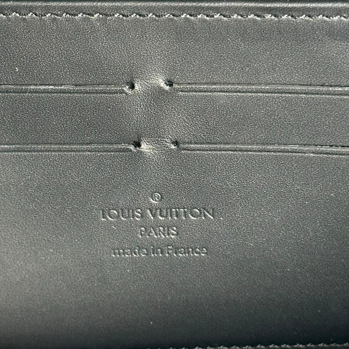 Louis Vuitton Nicolas Ghesquiere Line Zippy Patent Leather Black White Wallet — view 8