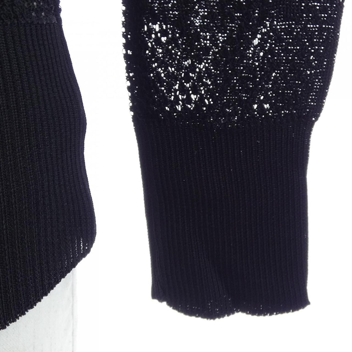 Chanel Vintage 03P Knit Sweater — view 6