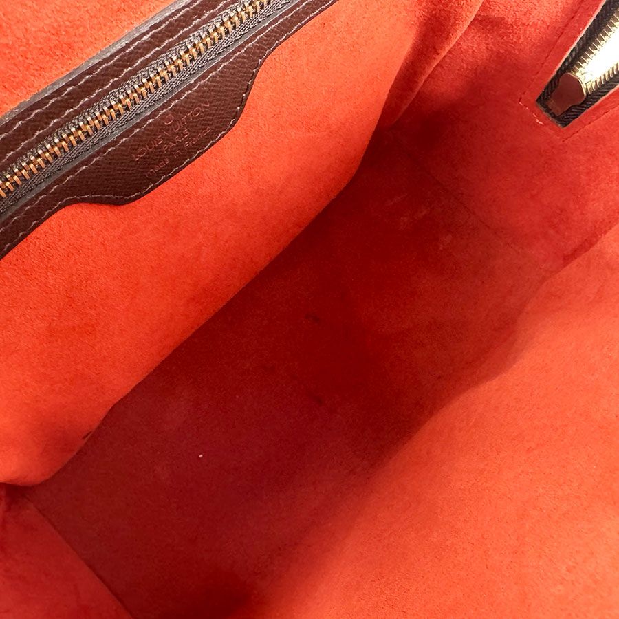 Louis Vuitton Handbag Triana — view 5