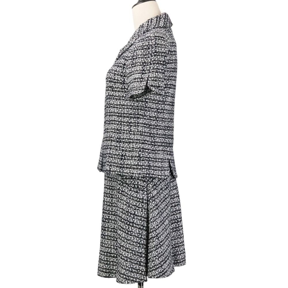 Chanel CC Logo Button Glitter Tweed Short Sleeve Jacket Flare Skirt Set 34 — view 2