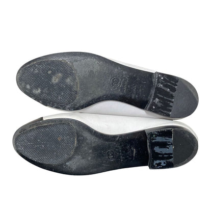 Chanel CC Logo Ribbon Ballerina Flat Pumps Ballet Shoes White Black Spring — view 5
