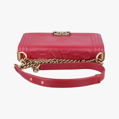 Chanel Boy Red Leather — view 8