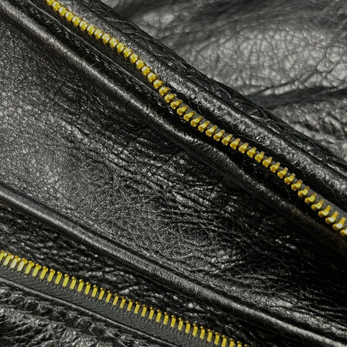 Balenciaga Blanket 2-Way Shoulder Bag Black — view 8