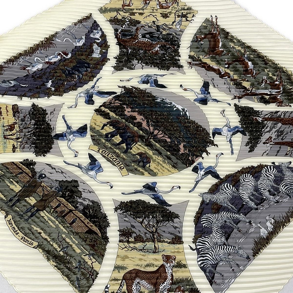 Hermes Scarf Carre Plisee Ivory Multi Tanzanie