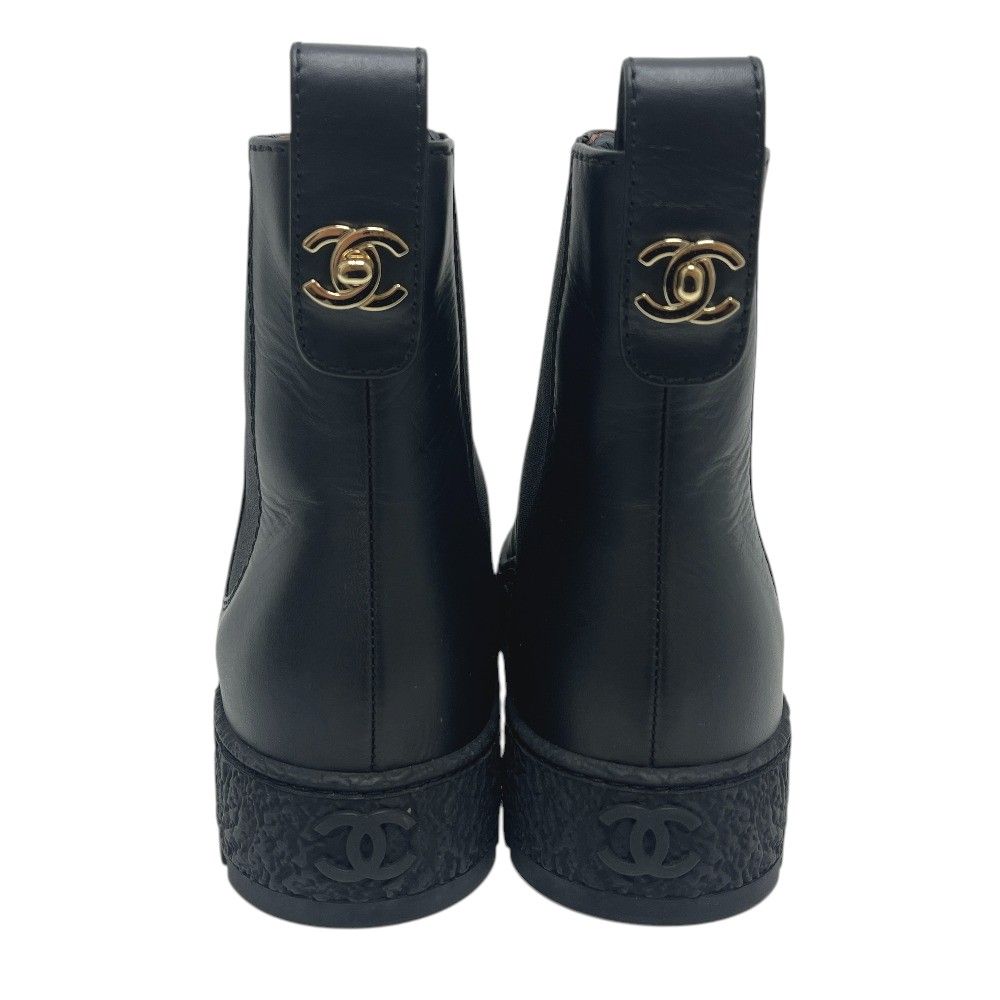 Chanel Boots Turnlock Leather Black — view 4