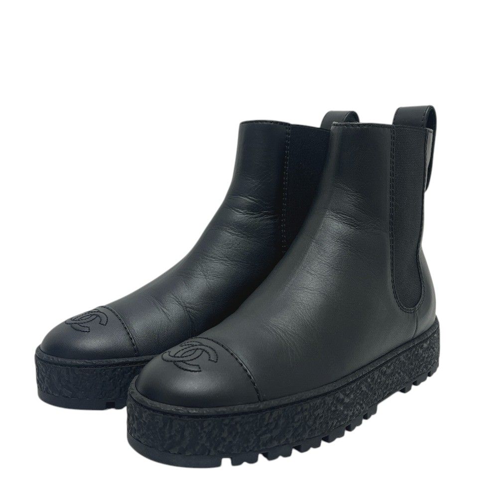 Chanel Boots Turnlock Leather Black