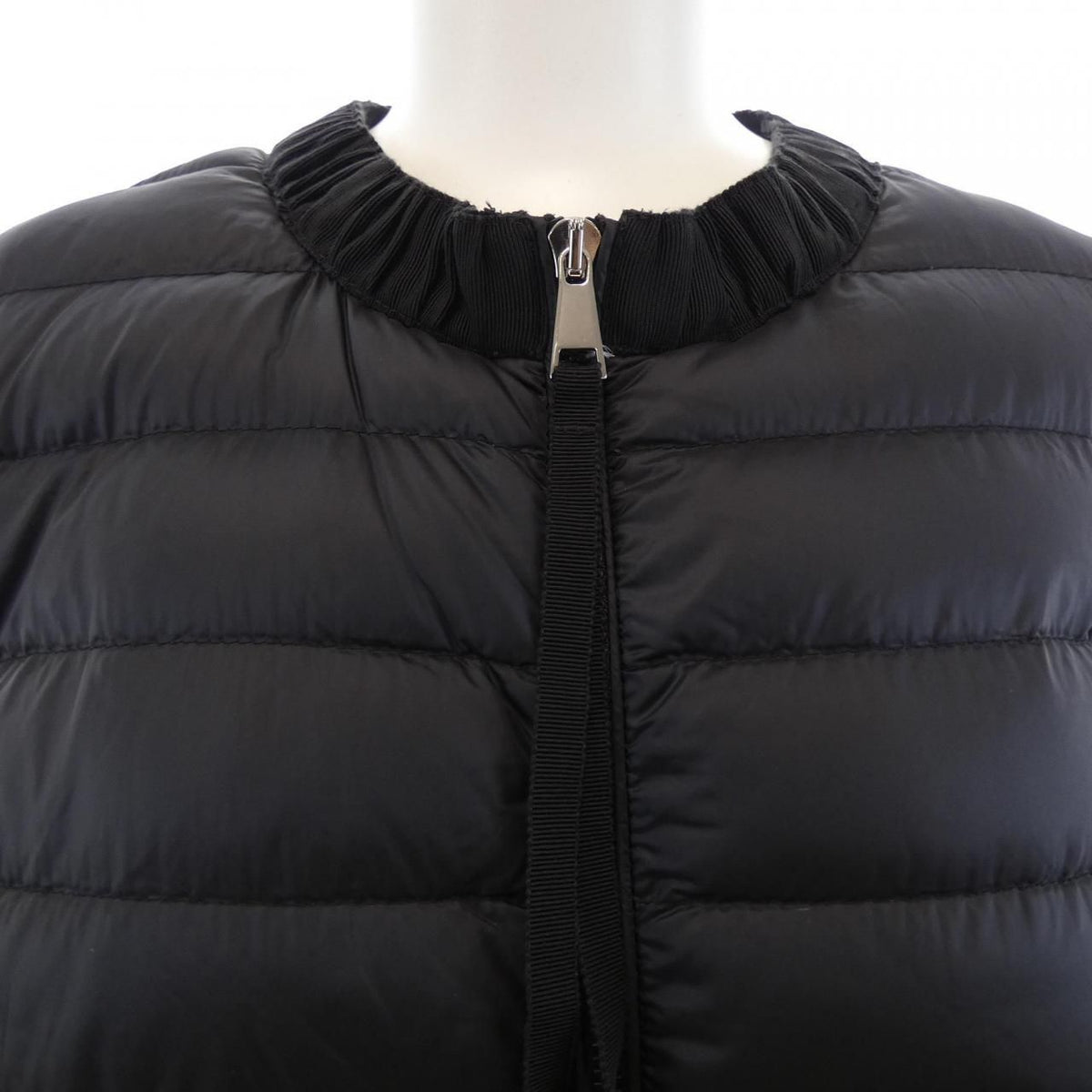 Moncler Down Jacket Black — view 6