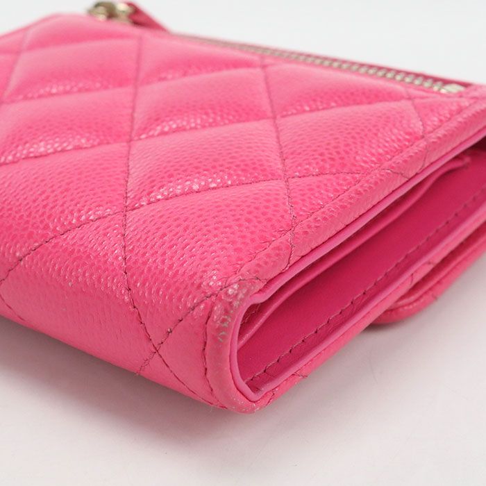 Chanel Quilted Trifold Wallet Caviar — view 7