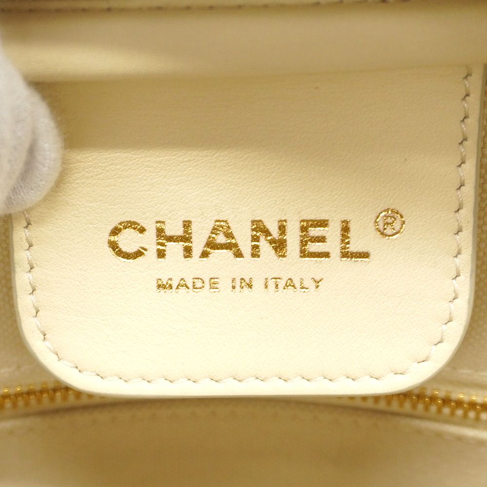 Chanel Shoulder Bag Quilted Suede Camel Gold — view 5