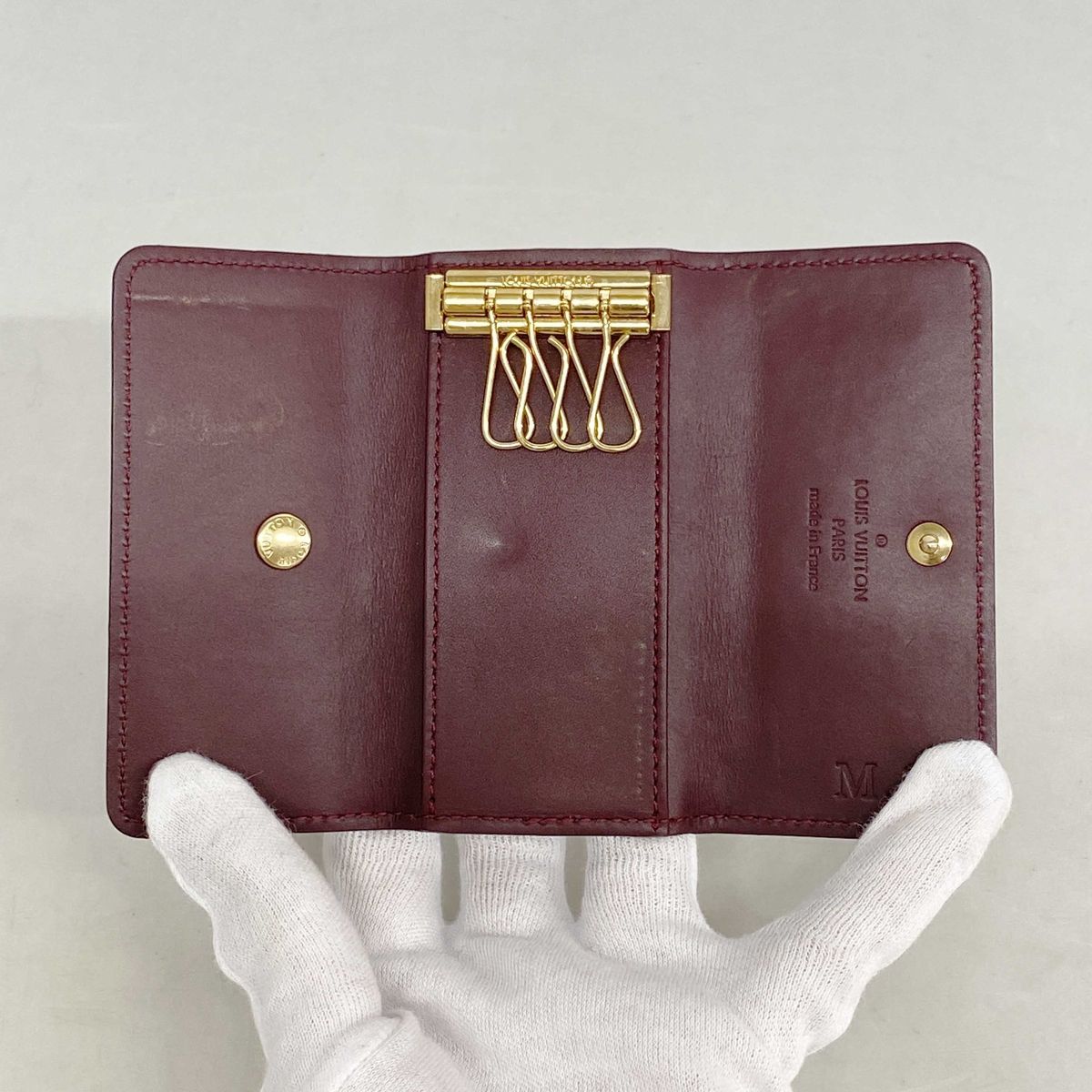 Louis Vuitton Key Case Vernis Multicles 4 Rouge Fauvist Key Holder — view 3