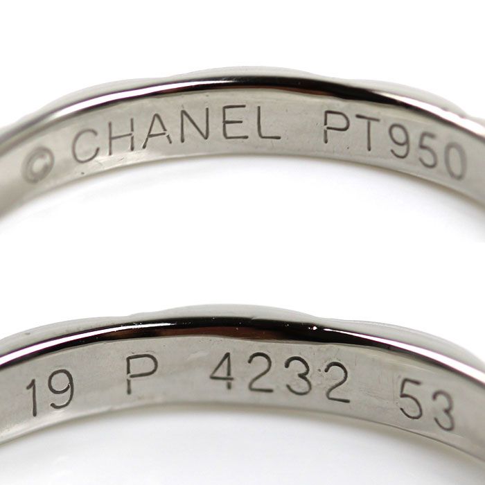 Chanel Platinum Quilted Diamond Ring — view 5