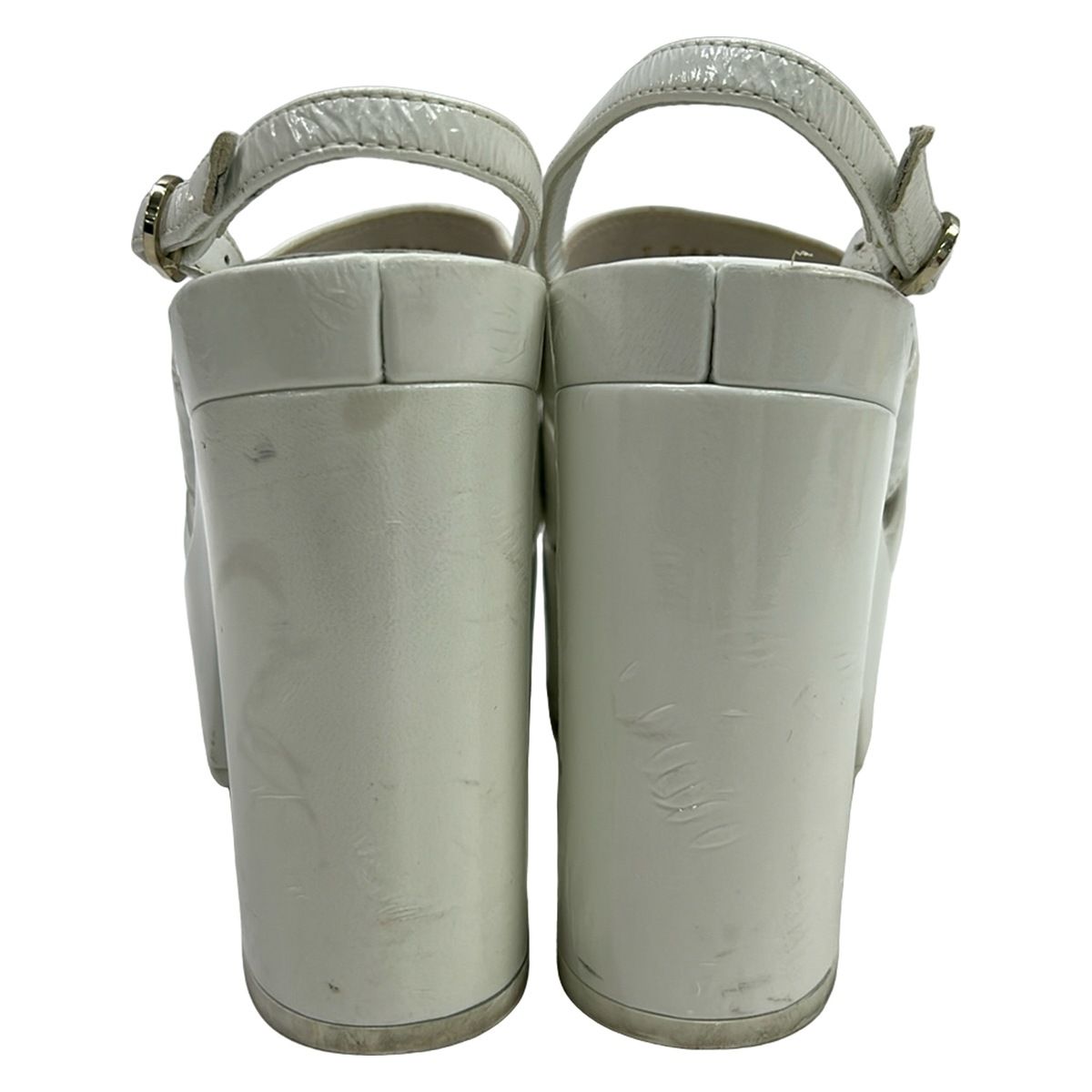 Chanel Sandals White CC Logo Platform Leather — view 3