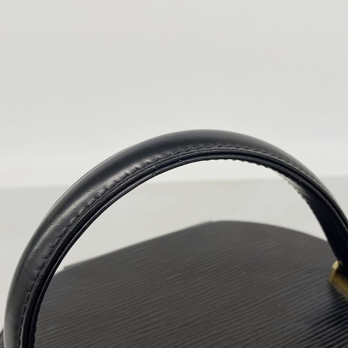 Louis Vuitton Handbag Epi Cannes Noir — view 7