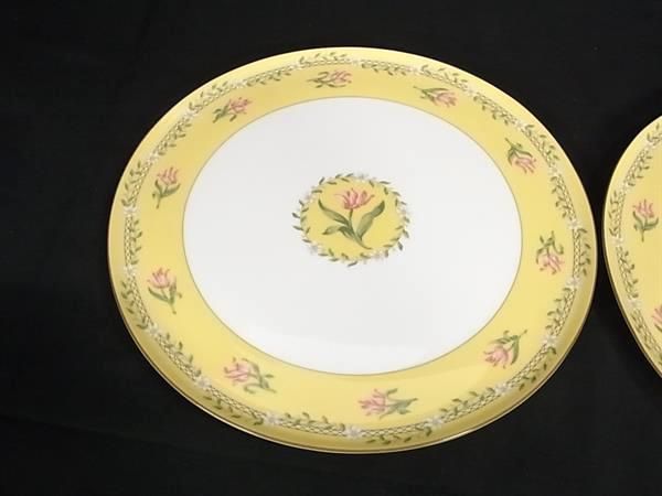 Tiffany & Co Tiffany & Co Pink Tulip Plates Tableware Set Of 2 Yellowish