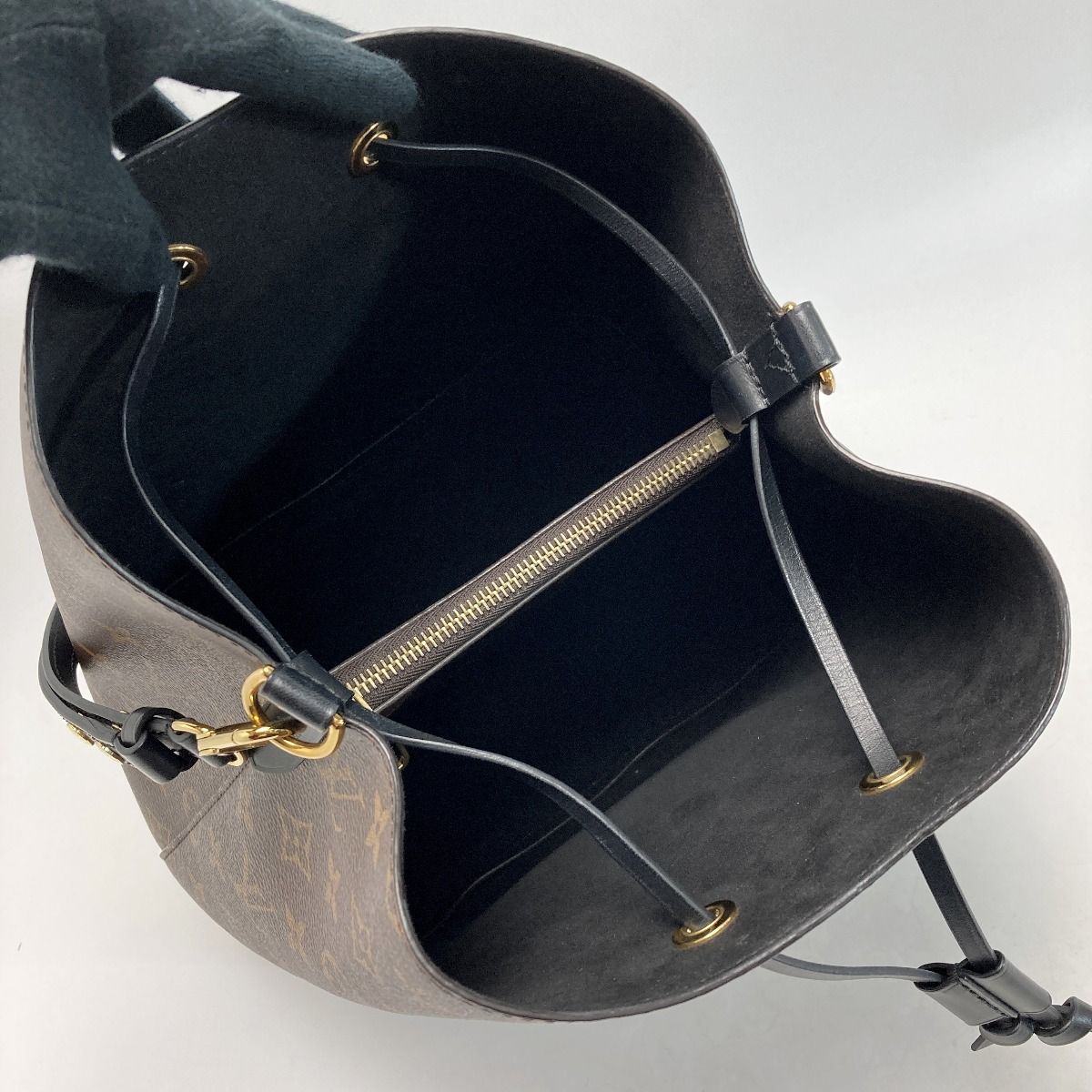 Louis Vuitton Monogram Neo Noe M44020 Shoulder Bag