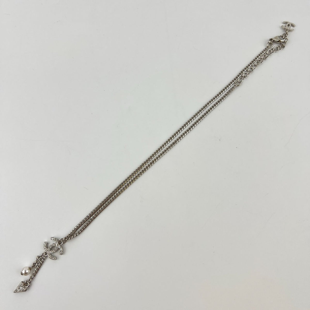 Chanel CC Logo Necklace Silver Vintage — view 3