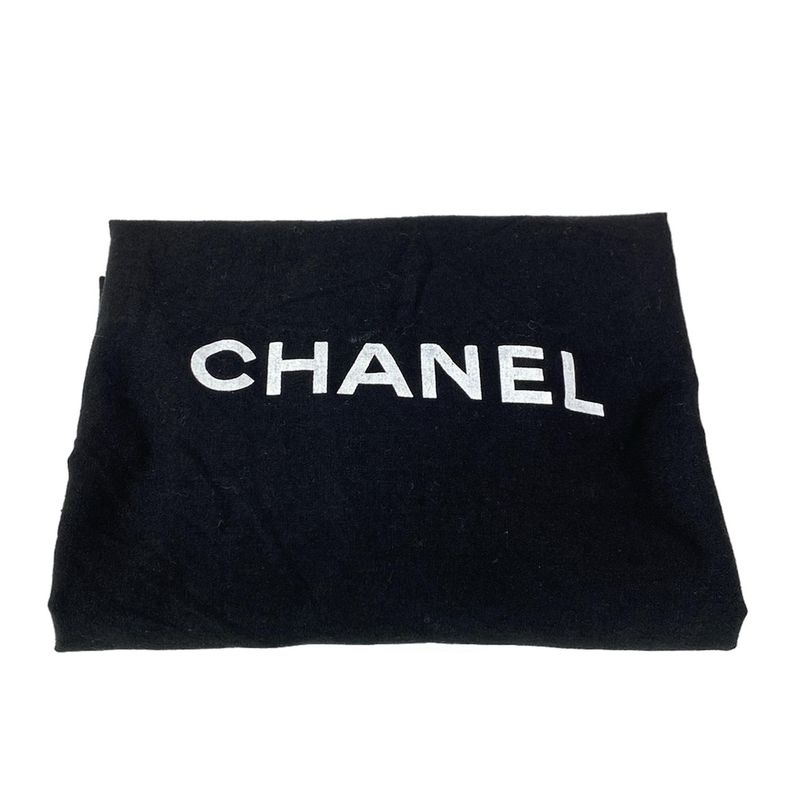 Chanel Shoulder Bag Diana Flap Matelasse A01165 Black Gold Hardware / Chain