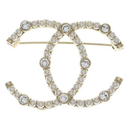 Chanel CC Logo Pearl Rhinestone Brooch Pin Badge White Gold