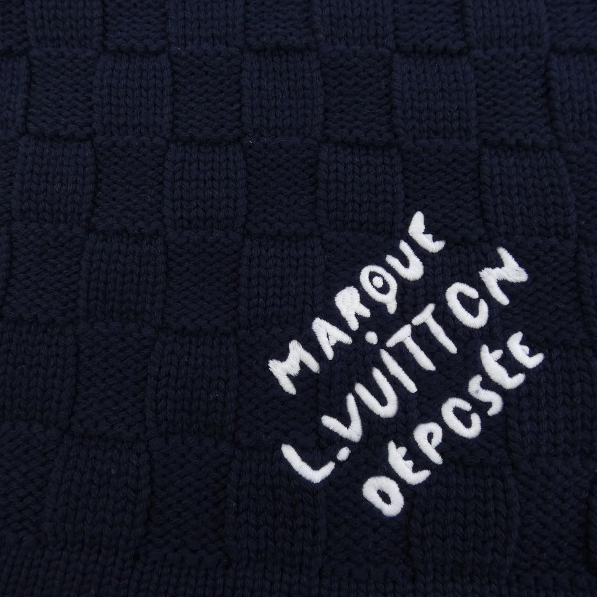 Louis Vuitton Damier Snug Scarf — view 4