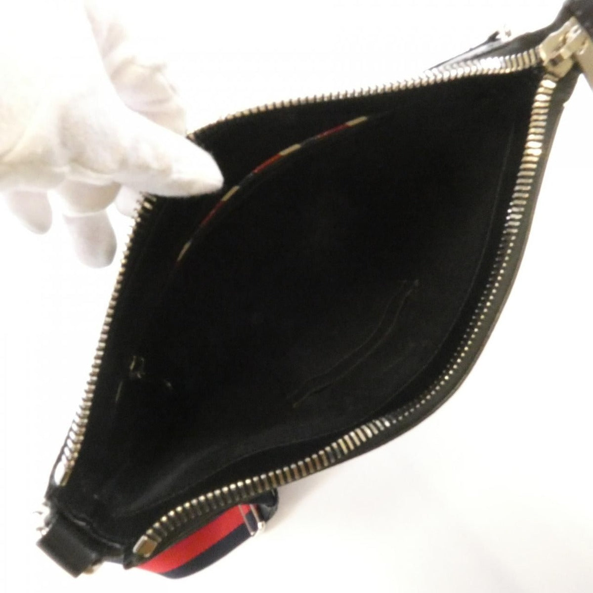 Gucci Courrier Shoulder Bag — view 9