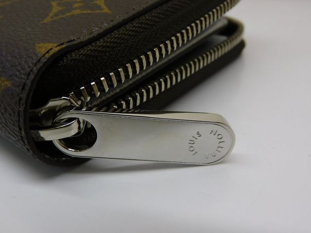 Louis Vuitton Zippy Wallet - M27029 New Monogram Silver Round Zipper Long