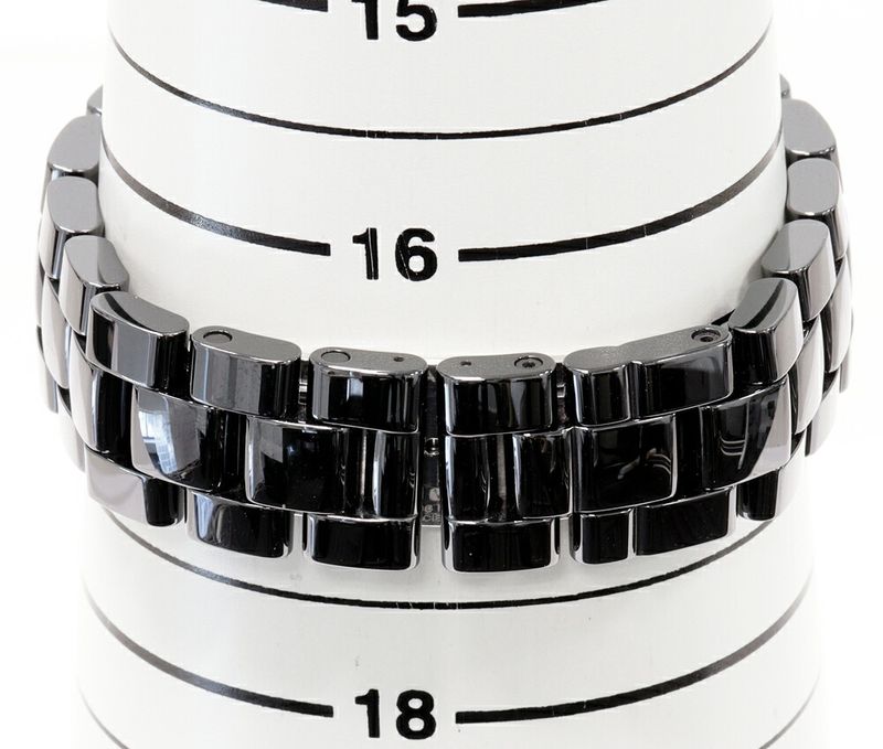 Chanel J12 38mm (150in) H0685 Men's