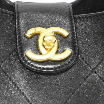 Chanel Shoulder Bag Black — view 4