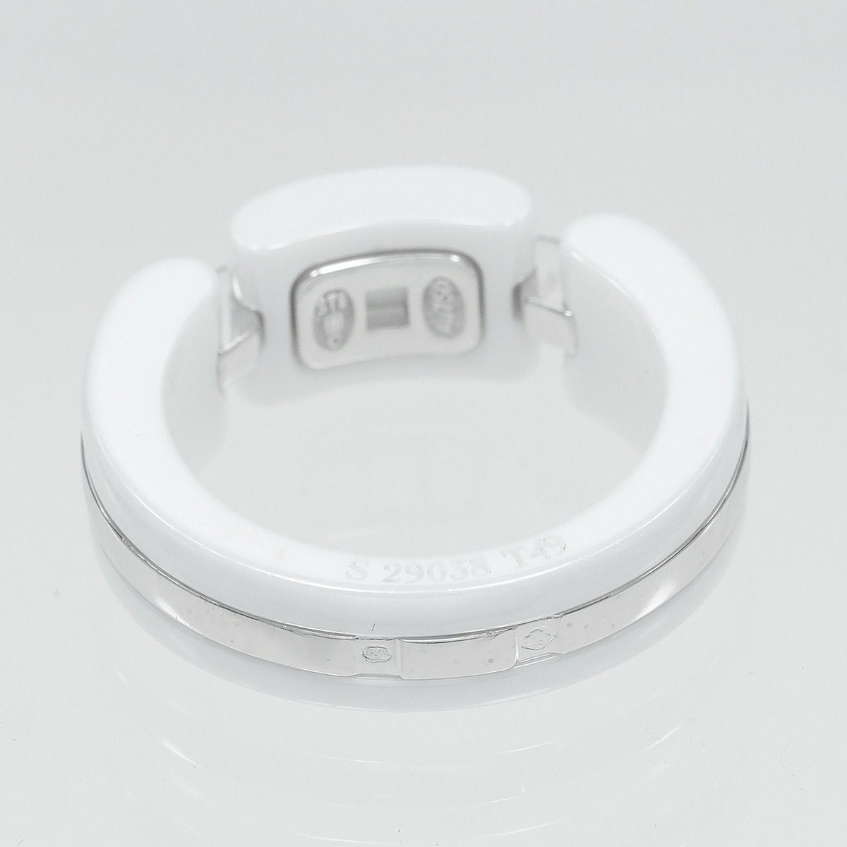 Chanel Ultra Gold Ceramic Ring — view 8