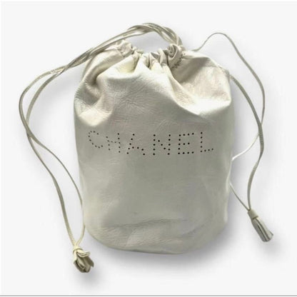 Chanel Flat Shoes with Leather Pouch Punching CC Logo White — view 2