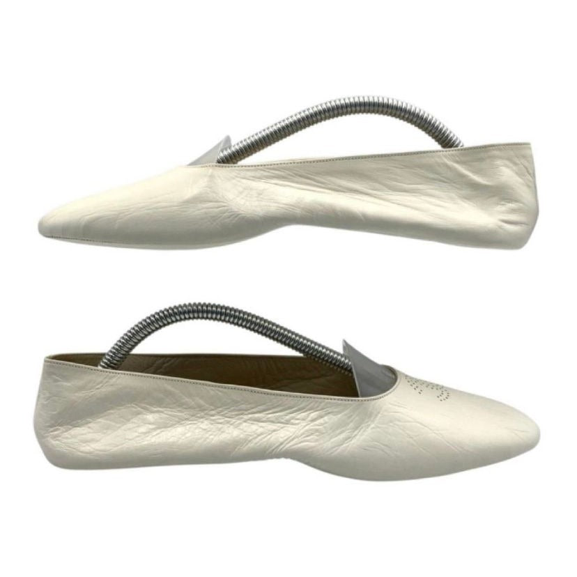 Chanel Flat Shoes with Leather Pouch Punching CC Logo White — view 3