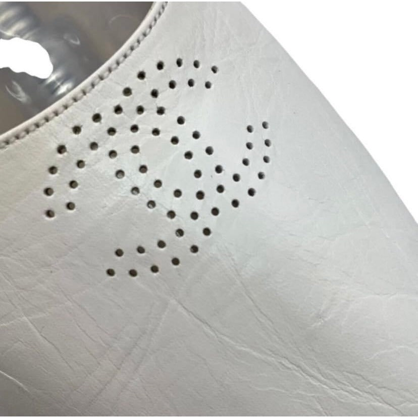 Chanel Flat Shoes with Leather Pouch Punching CC Logo White — view 6